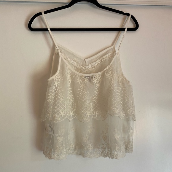 American Eagle NWOT White Ruffle Sheer Tank - Picture 2 of 3